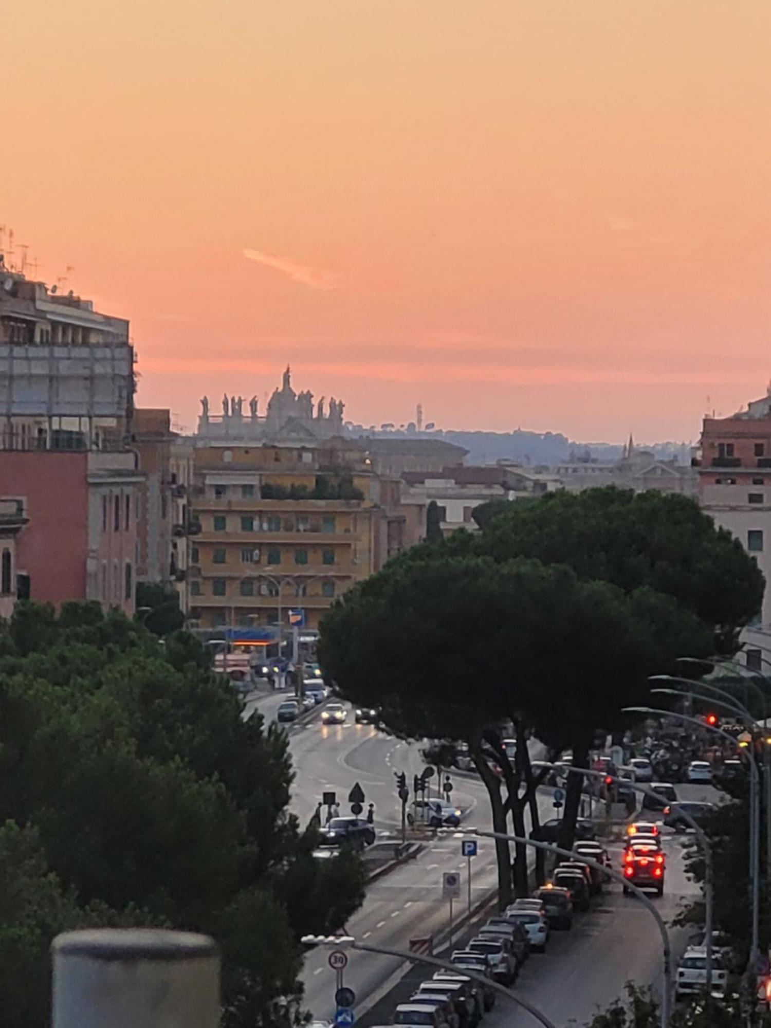 Sunny Sunset Appartement Rome Buitenkant foto